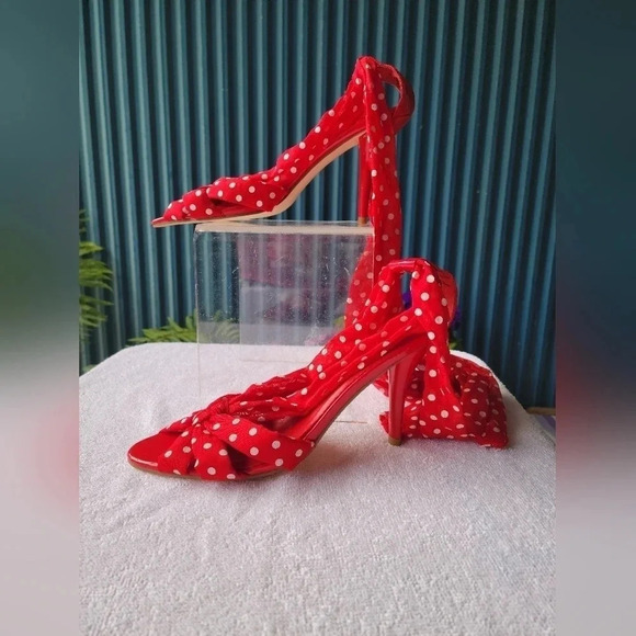 Chantelle Red and White Polkadot Tieup Sandals  Small Heel Size 10 - Picture 7 of 16